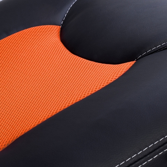 Геймерское кресло MaDXRacer 09545WH-OR
